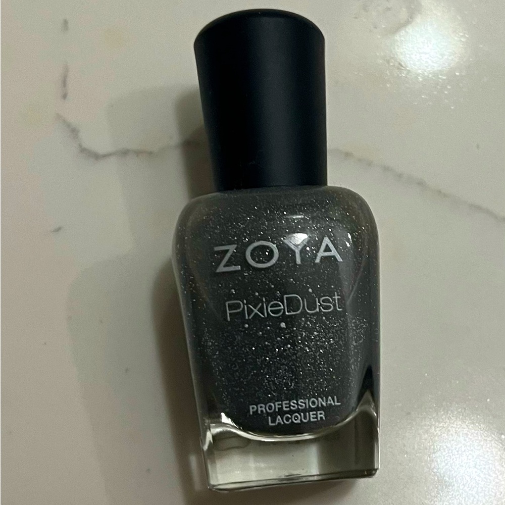 🎉ZOYA PixieDust grey London Nail Polish